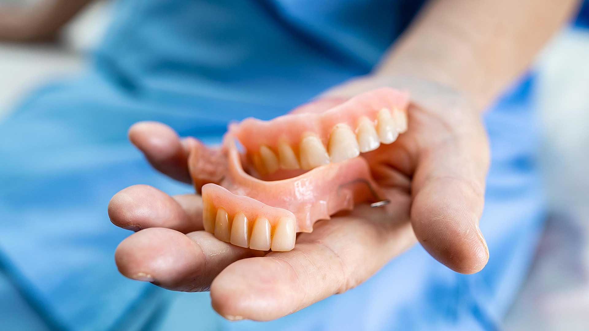 Dental And Denture Care Center New Dental Implants In Spring Hill